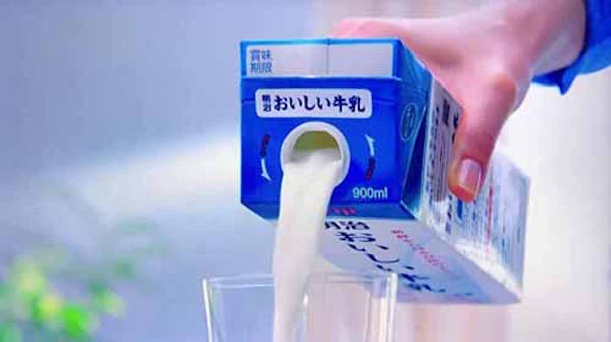 【明治ＣＭ】おいしい牛乳の新パッケージ