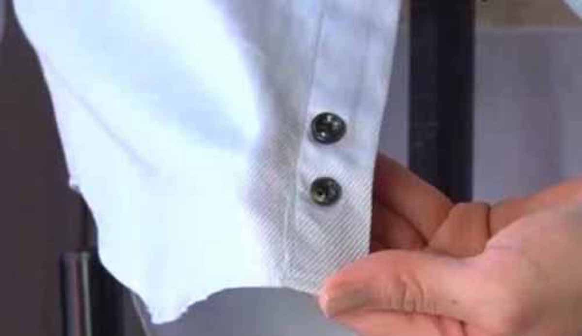 シャツの下の方にある余ったボタンは一体型下着のためだったという話：ＺＩＰ！【2018/01/22】
