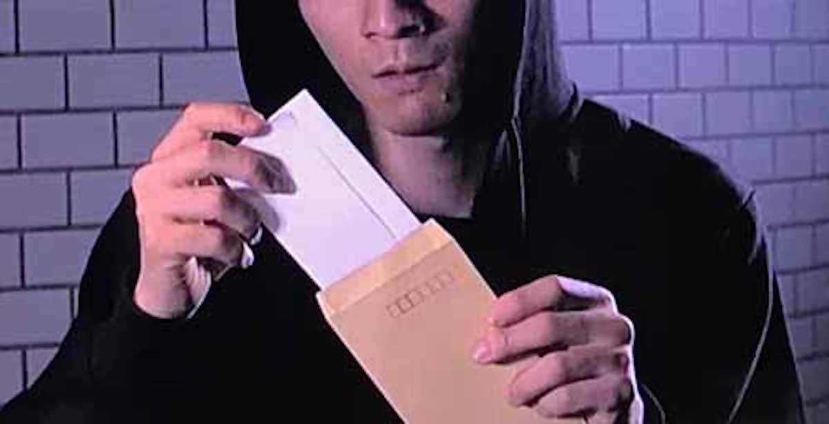 封筒を開けずに中の文字を見る方法：日本人の３割しか知らないこと【2019/05/09】