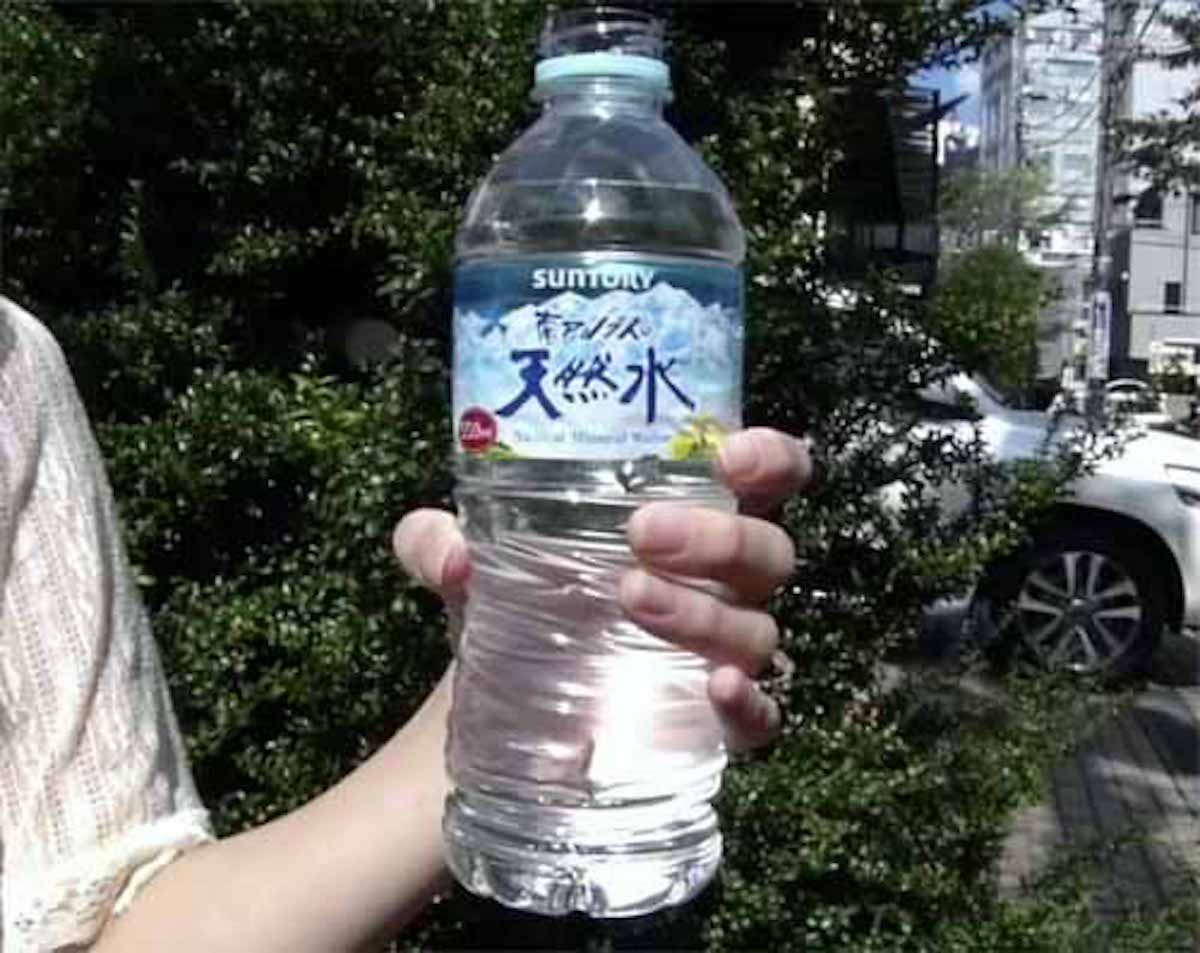 サントリー天然水のペットボトルが人を救う！？という話：初耳学【2019/09/29】